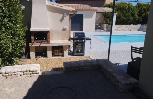 Gargas House | Gîte chez l'habitant indépendant "La villa des ocres"