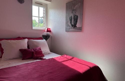 Toulon-sur-Allier House | Gîte confortable à Toulon-sur-Allier avec jardin et terrasse - FR-1-489-463
