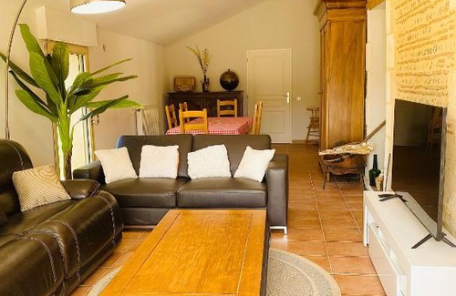 Lamonzie-Saint-Martin House | Gîte d'exception tout confort, piscine et aménagements loisirs uniques - 6 chambres !