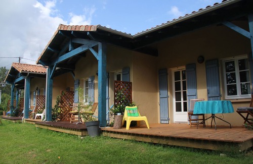 Eauze Apartment | Gîte de Bodhi 2 pers - Swimming pool, comfort & Nature - Au Petit Bernerot