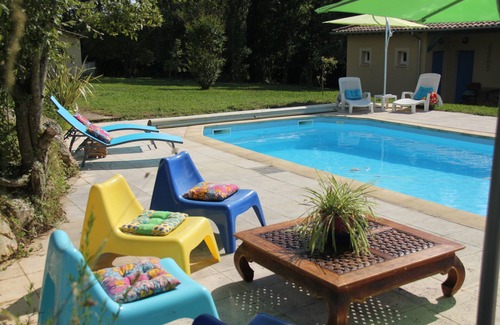 Eauze Apartment | Gîte de Bodhi 2 pers - Swimming pool, comfort & Nature - Au Petit Bernerot