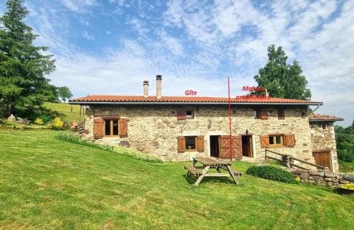 Doizieux House | Gîte de charme au cœur du Pilat avec poêle à bois - FR-1-496-294
