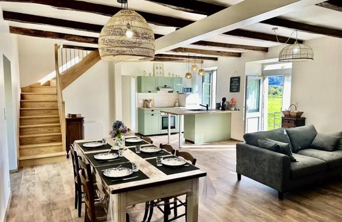 Monceaux-sur-Dordogne Villa | Gîte de France Chez le bassot 3 ears - Gite de France 6 people