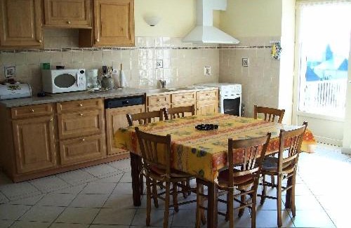 Le Chastang Apartment | Gîte de France à Le Chastang 3 épis - Gîte de France 6 personnes MAE-0114