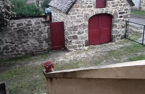 Sioniac Villa | Gîte de France in Sioniac 2 ears - Gite de France 5 people