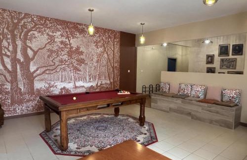 Dornes House | Gîte de Groupe à Louchy-Montfand pour 36 pers. avec Jardin et Wifi - FR-1-489-603