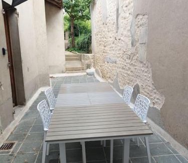 Couhe House | Gîte des Débats