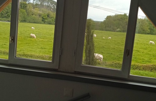 Cormatin Apartment | Gîte des Palmiers, à Ameugny - Taizé