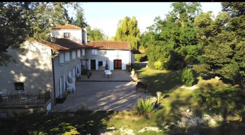 Poncins Apartment | Gîte Des Roties