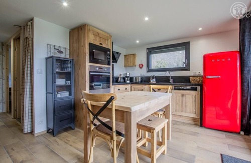 Les Deserts House | Gîte DU 50 - LES Deserts