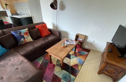 Montrichard Val de Cher House | Gîte du carroir, 16th century, private courtyard, between Beauval zoo and Chenonceaux