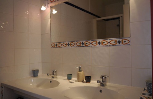 Port-Vendres Apartment | Gîte du domaine de valcros, catalan farmhouse 300m from the beach