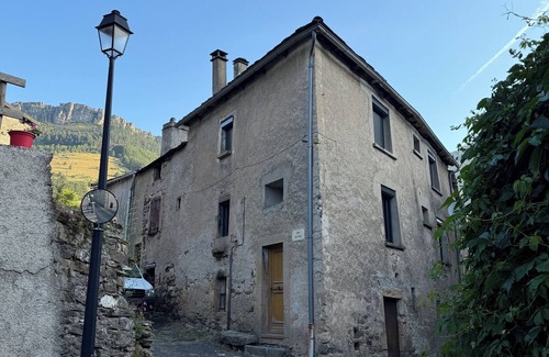 Fraissinet-de-Fourques House | Gîte du vieux four 1 to 4 people in Fraissinet de Fourques.