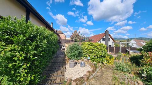 Beblenheim Bed & Breakfast | Gîte et Chambres d'hôtes, l'Erable