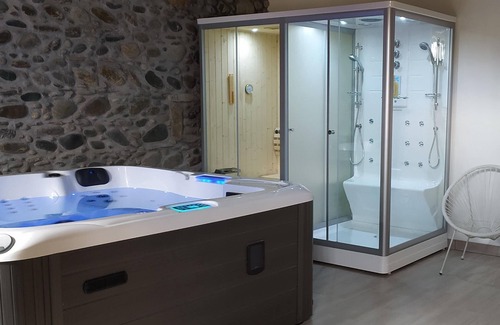 Dognen Other | Gîte et SPA du Château 15 Personnes