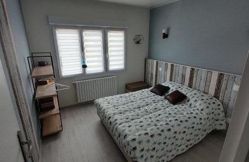 Vilosnes-Haraumont House | Gîte familial au bord de la Meuse, proche Verdun, activités nature, confort tout inclus - FR-1-585-83