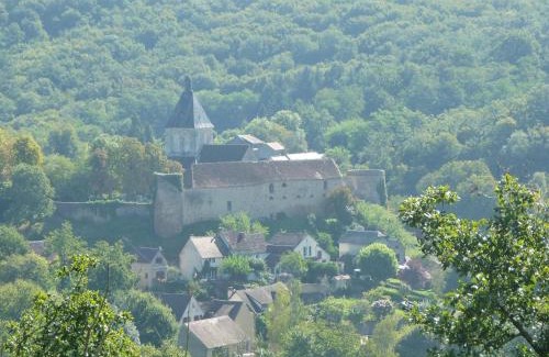 Saint-Plantaire House | Gîte familial calme avec jardin, près du lac d'Éguzon et des plus beaux villages de la Creuse - FR-1-591-100