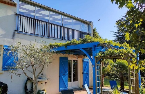 Saint-Avaugourd-des-Landes Apartment | Gîte du Soleil à 10 Minutes de la Plage