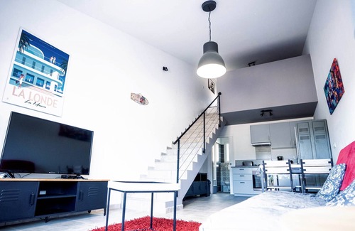 La Londe-les-Maures Apartment | Gîte Gris Sous Les Pins