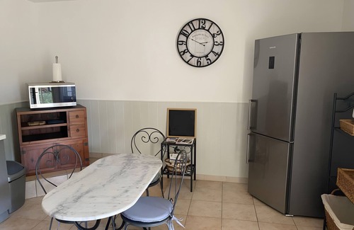 Cazouls-les-Beziers Cottage | Gîte l'écluse - Domaine La Noria Holiday Homes