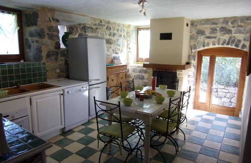Joyeuse Cottage | Gîte l'ESCOUSSOU* 130m², 6p, 4ch, quiet, nature, heated pool, south Ardèche
