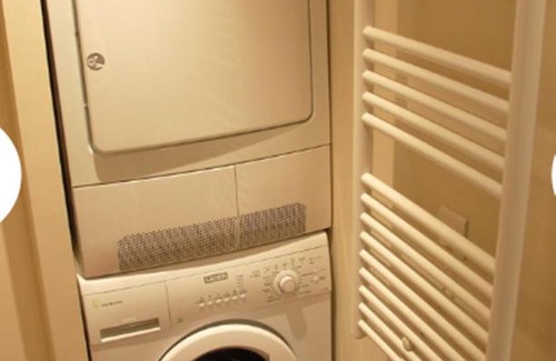 Bielle House | Gîte La Grange