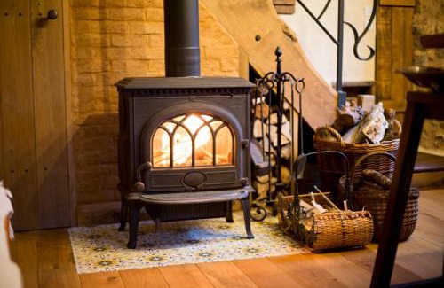 Bor-et-Bar House | Gîte La Maisonnette La Petite Joulinie