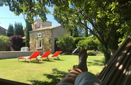 Suze-la-Rousse House | Gîte 'Les Aiguières en Provence' with Private Terrace, Private Garden and Wi-Fi