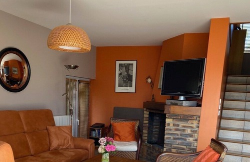 Berze-le-Chatel House | Gîte les Tourniers Sologny