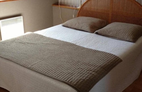 Berze-le-Chatel House | Gîte les Tourniers Sologny