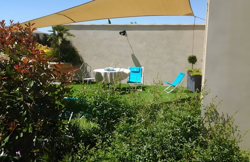 Cabrieres-d'Avignon House | Gîte Lisianthus - Gîte Le Petit Luberon