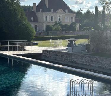 Magny Apartment | Gîte Louis Pasteur - cuisine ouverte