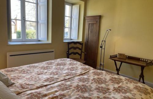 Meillard House | Gîte lumineux avec piscine partagée et jardin privé - FR-1-489-557