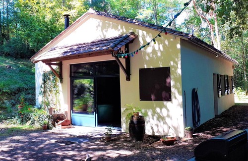 Saint-Martin-des-Combes House | Gîte Nature en Périgord, Détente, Pêche, et Baignade