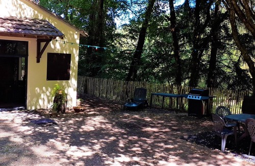Saint-Martin-des-Combes House | Gîte Nature en Périgord, Détente, Pêche, et Baignade