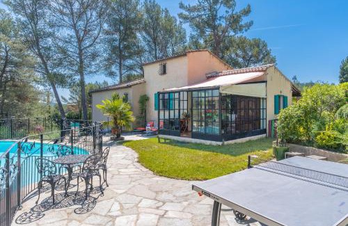 Peypin House | Gîte proche aix marseille piscine