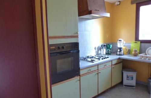 Dompierre-sur-Besbre House | Gîte proche Le PAL avec terrasse, jardin et animaux acceptés - FR-1-489-51