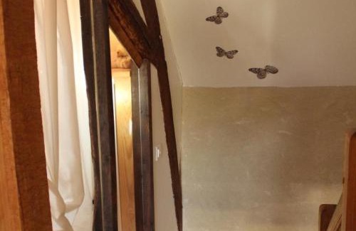 Barberier House | Gîte Rénové avec Terrasse, Animaux admis - FR-1-489-138