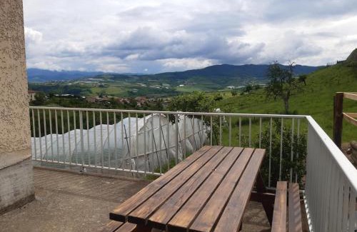 Saint-Romain-en-Jarez House | Gîte rural en campagne avec jardin privatif à Saint-Romain-en-Jarez - FR-1-496-286
