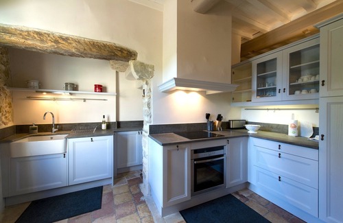 Verfeuil Apartment | Gîte Sartre - charming gîte for 4 to 6 people on a large wine estate