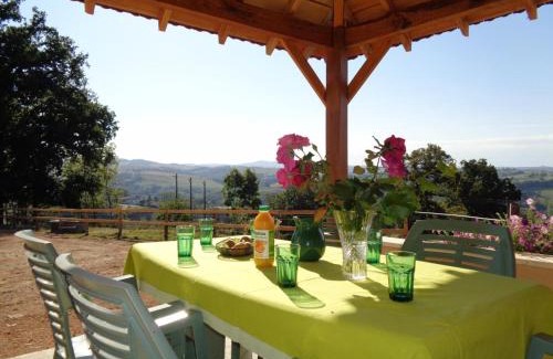 Regny House | Gîte spacieux avec cheminée, animaux admis, proche nature - FR-1-496-221