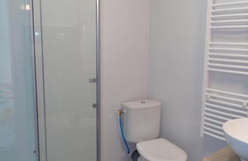 Regny House | Gîte spacieux avec cheminée, animaux admis, proche nature - FR-1-496-221