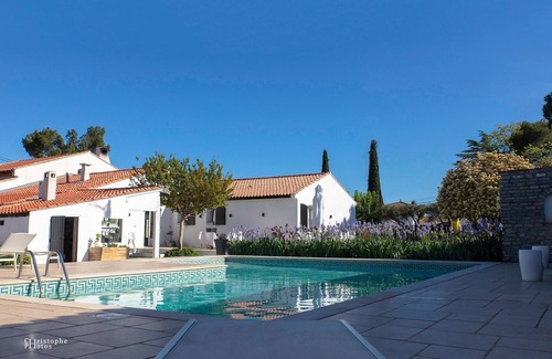 Bagard Cottage | Gîte Starck, 2 Chambres, Cuisine, Sdb, Cois Repas et Salon, Piscine