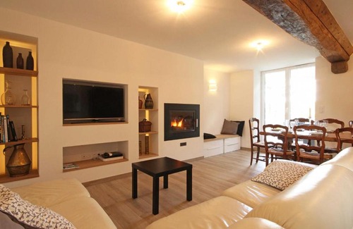 Ceauce House | Gîte tout inclus avec jardin et animaux admis à Céaucé - FR-1-497-6