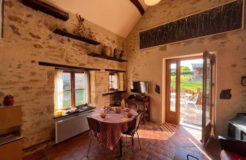 Briantes House | Gîte "Tout Inclus" en Campagne Berrichonne avec Terrasse & Parking Privé - FR-1-591-419