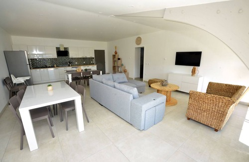 Lavars House | Gîte Trieves/Gîte La Passerelle/Gîte Lavars