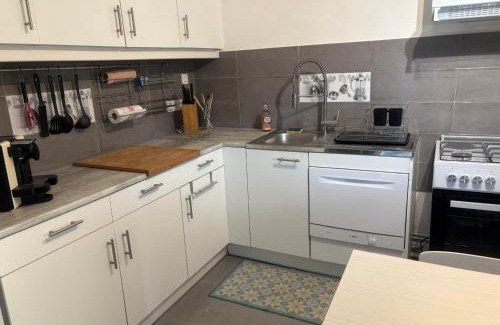 Flee House | Gîte troglodytique typique et cosy pour escapade paisible - FR-1-410-484