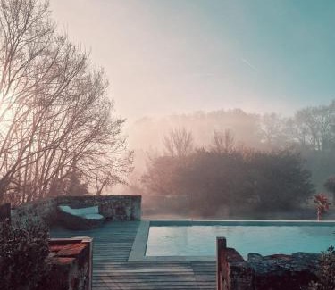 Saint-Romain-la-Virvee House | Gîte Vin'acacia