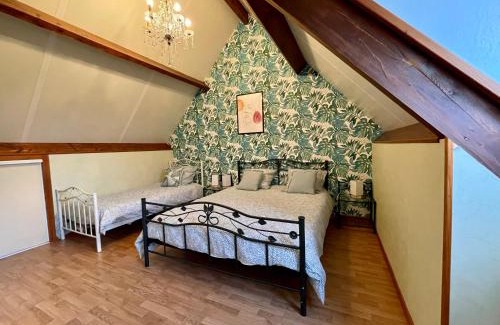Calvignac House | Gîte vue imprenable Vallée du Lot, piscine privée