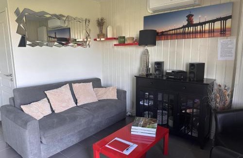 Meillard House | Gîtes Bucoliques dans le Bocage Bourbonnais avec Terrasse - FR-1-489-235